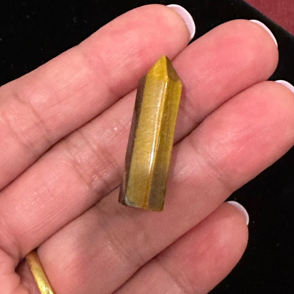 Tiger Eye Mini Stone - Picture 1 of 2